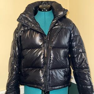 Aritzia Superpuff Shorty Black Hi-Gloss Jacket